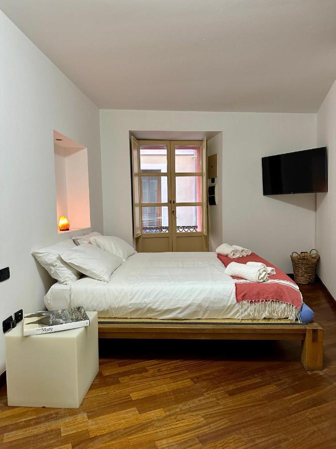 Hotel Piazza Carlo Alberto à Cagliari Extérieur photo